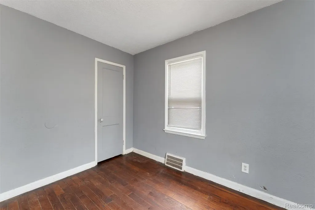 11959 Roxbury Street Detroit City MI 48224