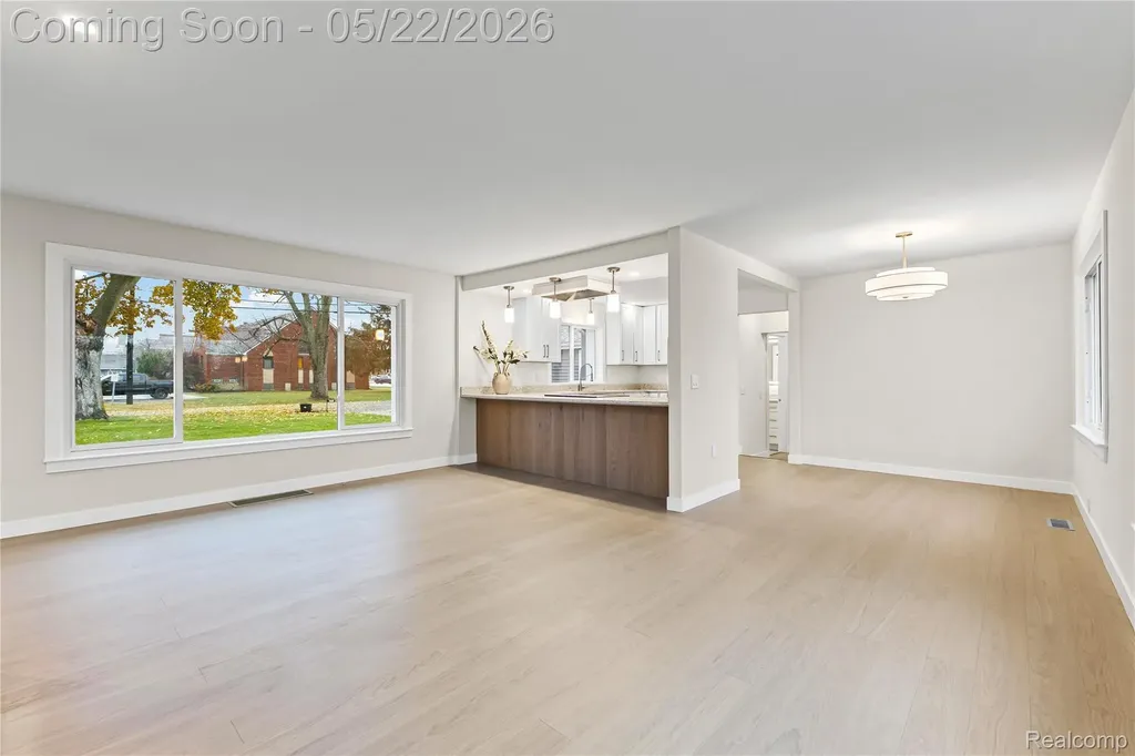 3460 Clayton Avenue Waterford Charter Township MI 48329