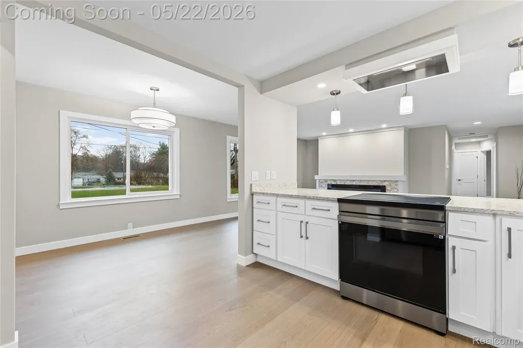 3460 Clayton Avenue Waterford Charter Township MI 48329