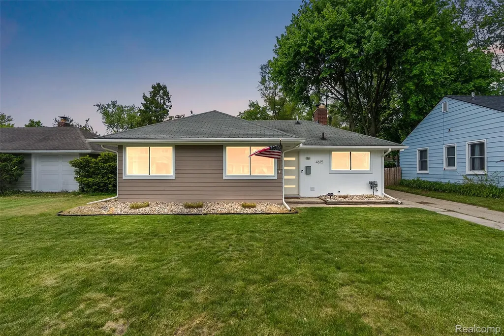 4615 Olivia Avenue Royal Oak City MI 48073
