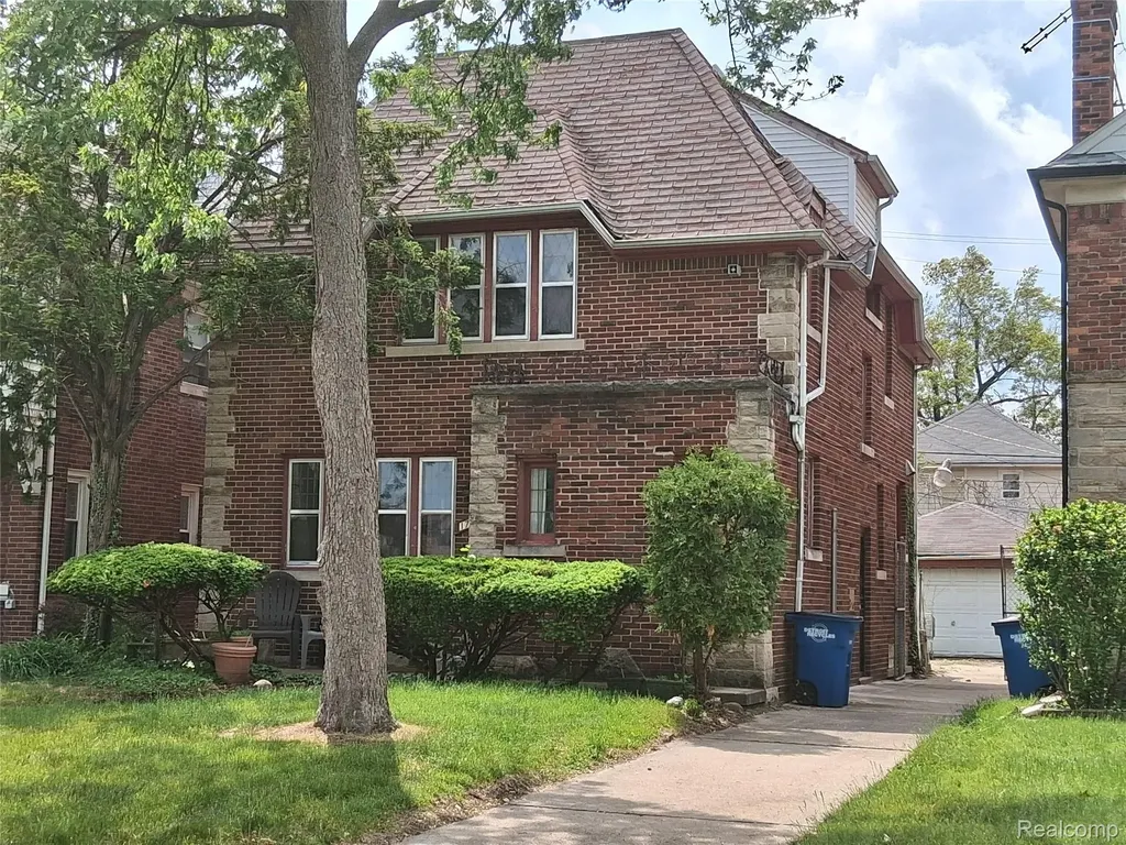 17509 Santa Barbara Drive Detroit City MI 48221