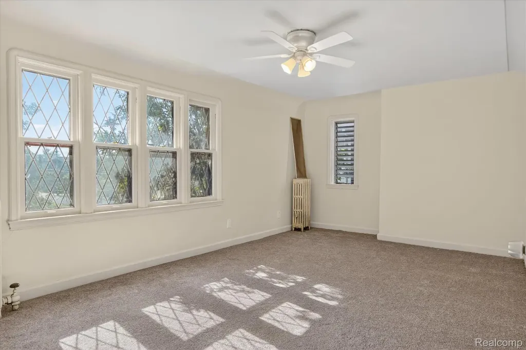 17509 Santa Barbara Drive Detroit City MI 48221