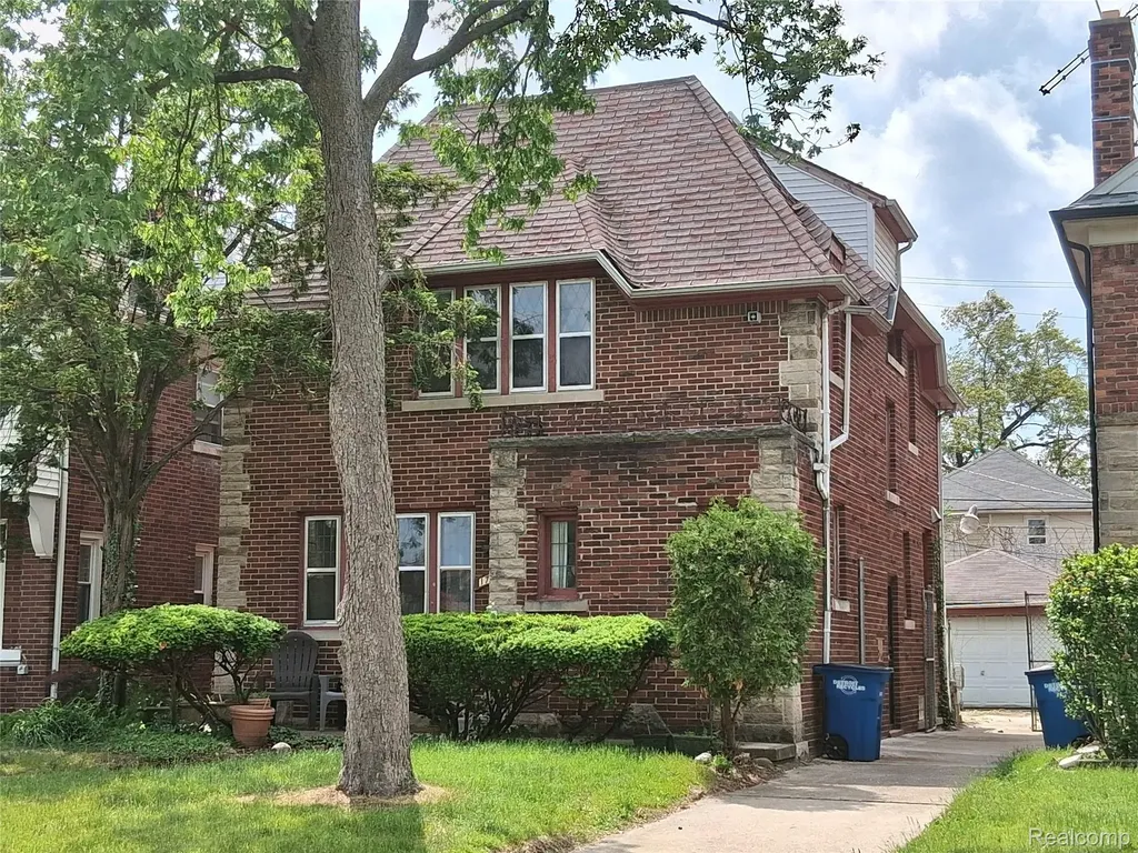 17509 Santa Barbara Drive Detroit City MI 48221