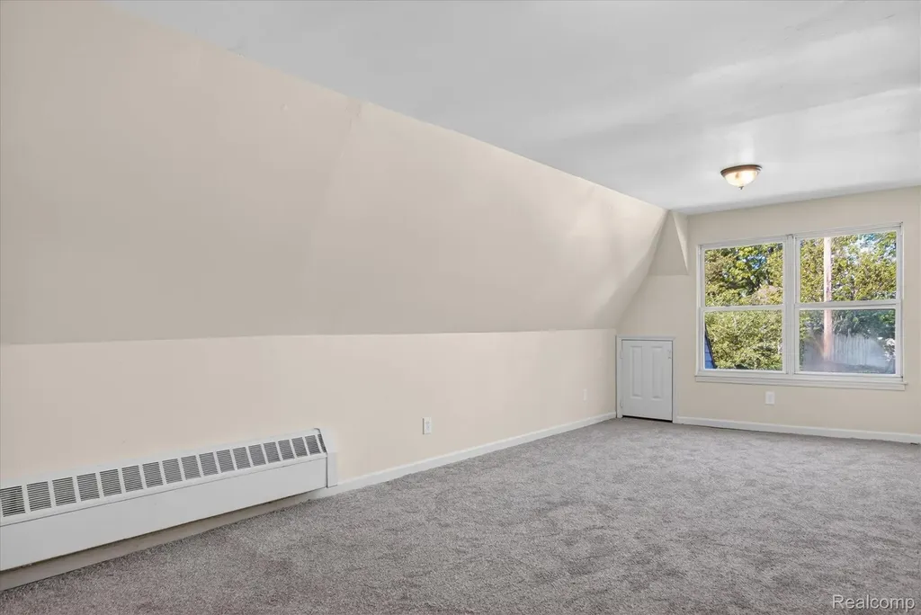 17509 Santa Barbara Drive Detroit City MI 48221