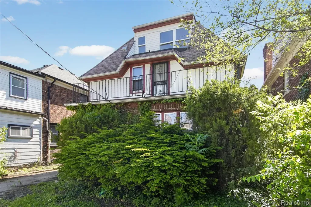 17509 Santa Barbara Drive Detroit City MI 48221