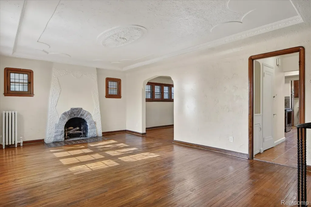 17509 Santa Barbara Drive Detroit City MI 48221