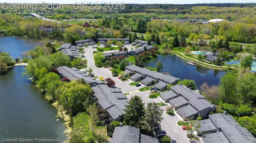 740 Peninsula Court Ann Arbor City MI 48105
