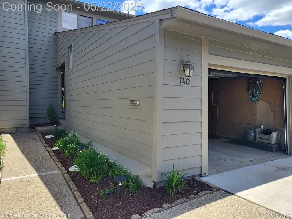 740 Peninsula Court Ann Arbor City MI 48105