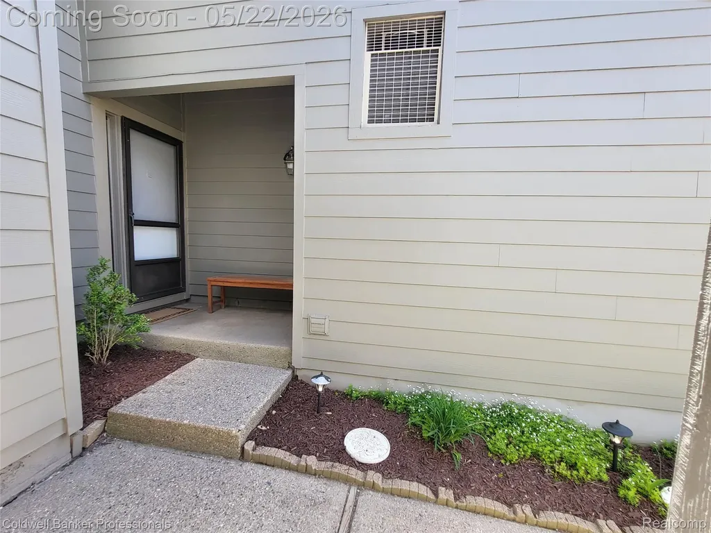 740 Peninsula Court Ann Arbor City MI 48105