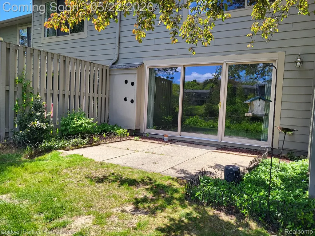 740 Peninsula Court Ann Arbor City MI 48105