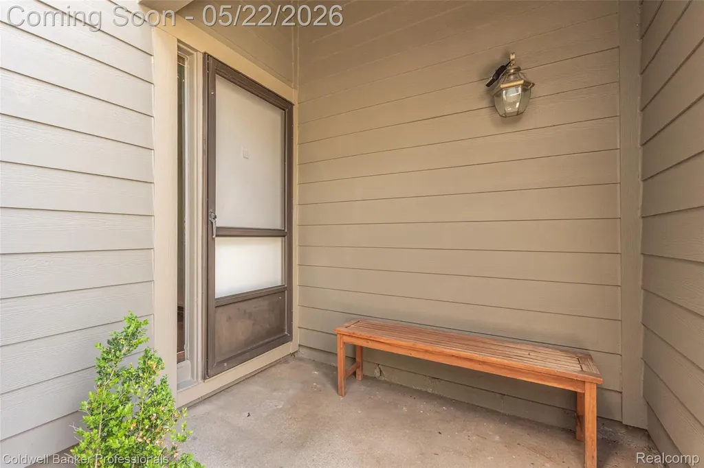 740 Peninsula Court Ann Arbor City MI 48105