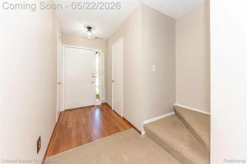 740 Peninsula Court Ann Arbor City MI 48105