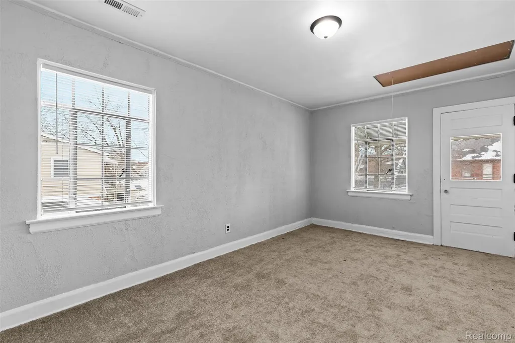 5243 Devonshire Road Detroit City MI 48224