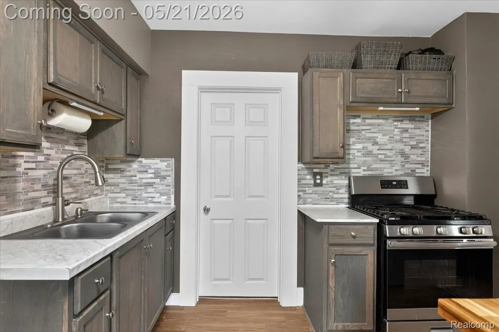 841 Sands Road Brandon Charter Township MI 48462