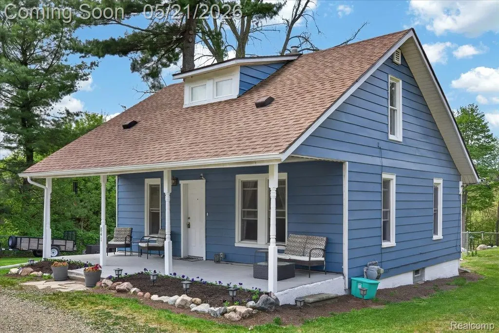 841 Sands Road Brandon Charter Township MI 48462