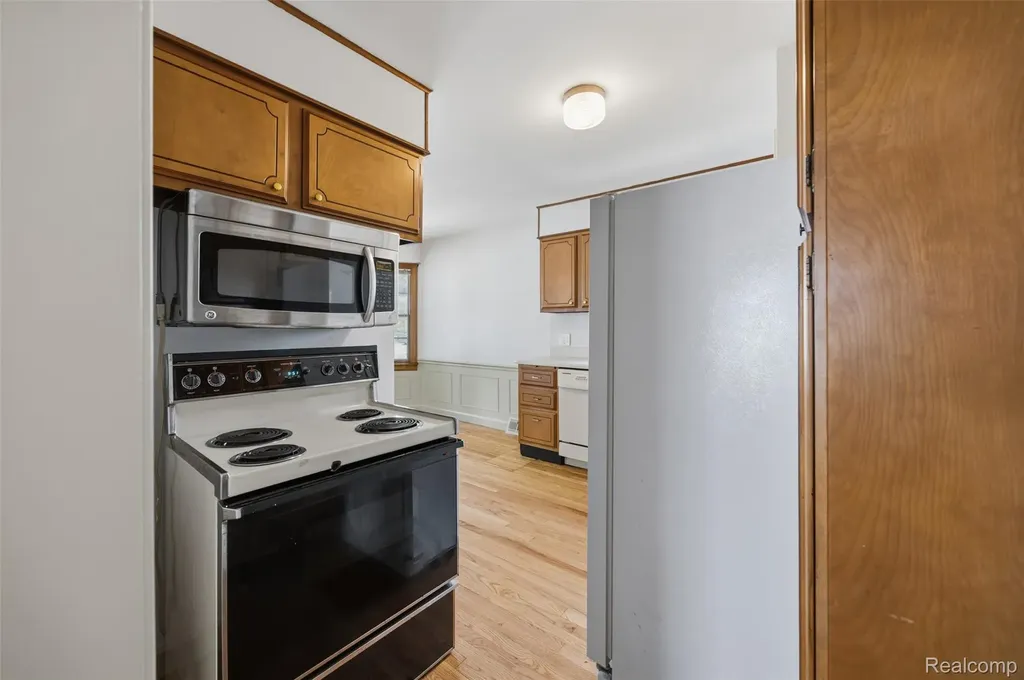 2815 Vassar Street Dearborn City MI 48124