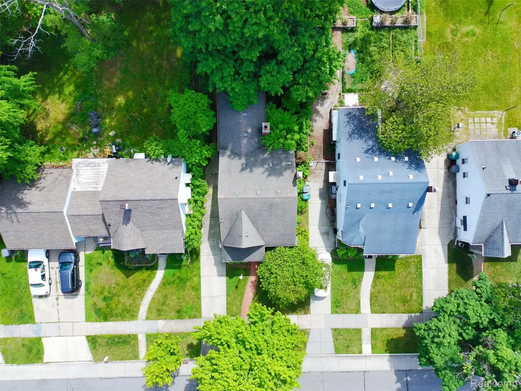 2815 Vassar Street Dearborn City MI 48124