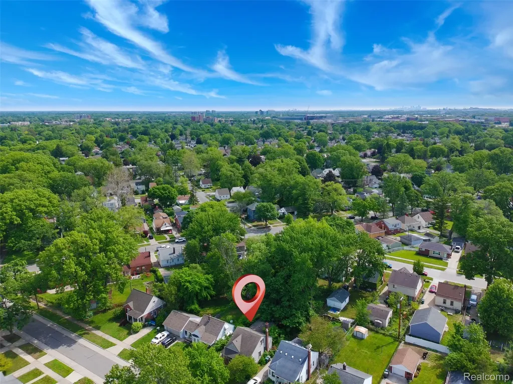 2815 Vassar Street Dearborn City MI 48124