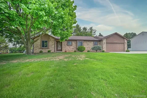 1569 Oak Grove Drive Walled Lake City MI 48390