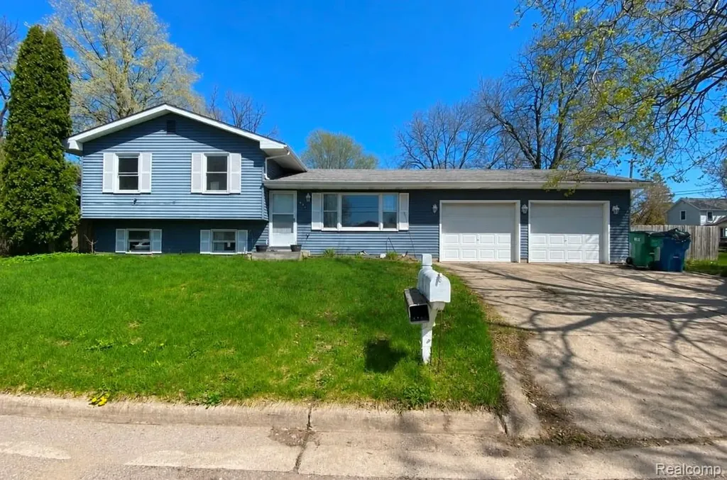 405 S East Street Eaton Rapids City MI 48827