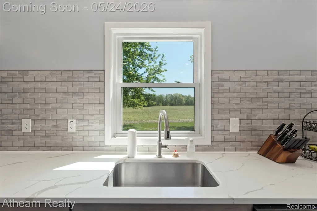 5460 Henderson Road Richfield Township MI 48423