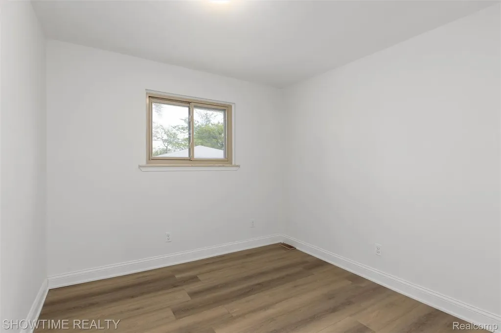 32544 Hazelwood Street Westland City MI 48186
