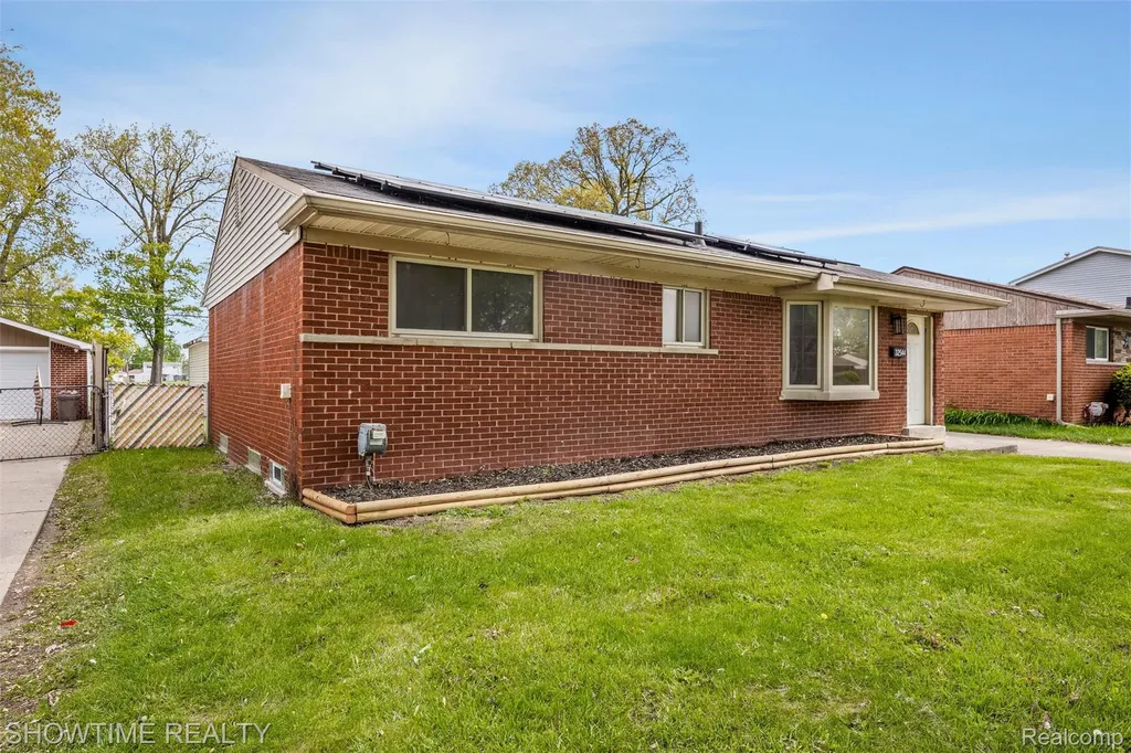 32544 Hazelwood Street Westland City MI 48186