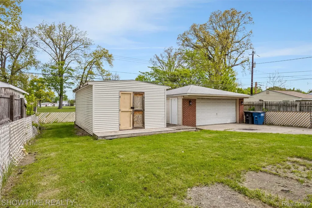 32544 Hazelwood Street Westland City MI 48186