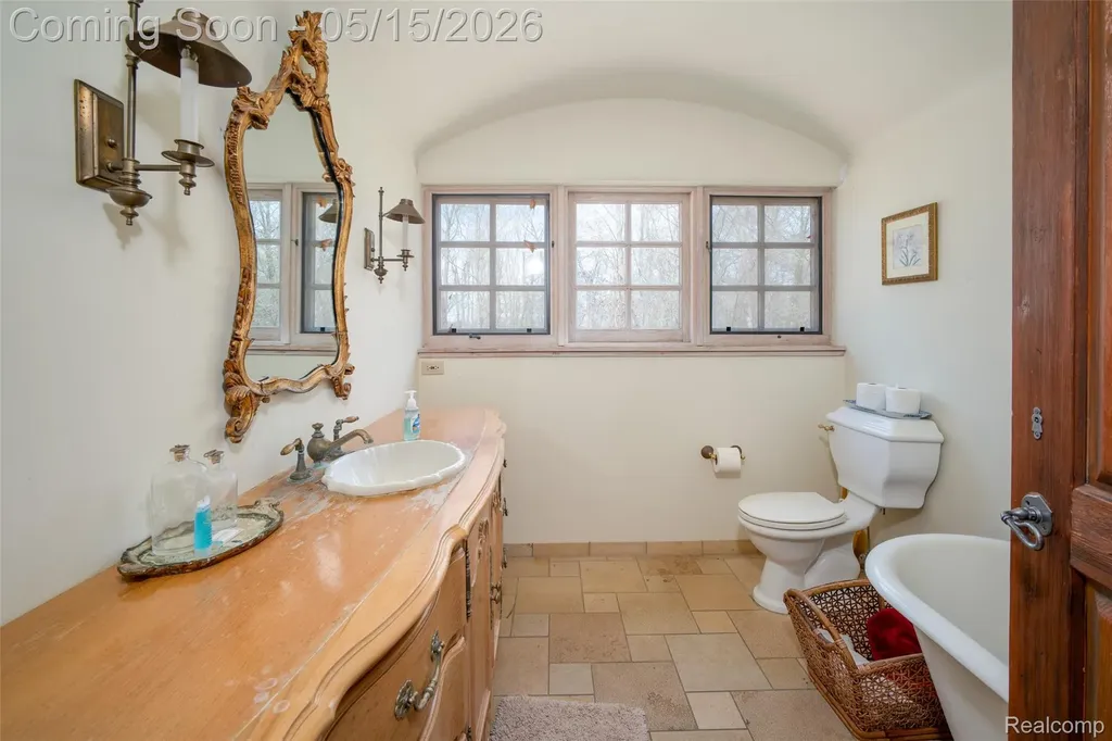 3625 Maple Grove Road Marion Township MI 48427