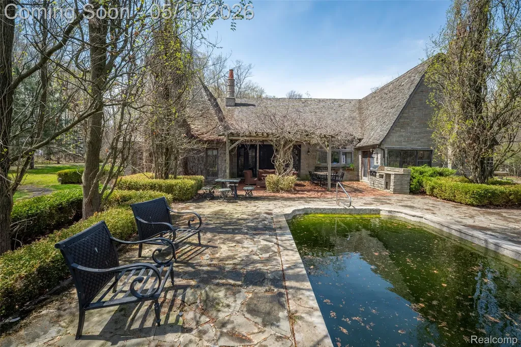 3625 Maple Grove Road Marion Township MI 48427