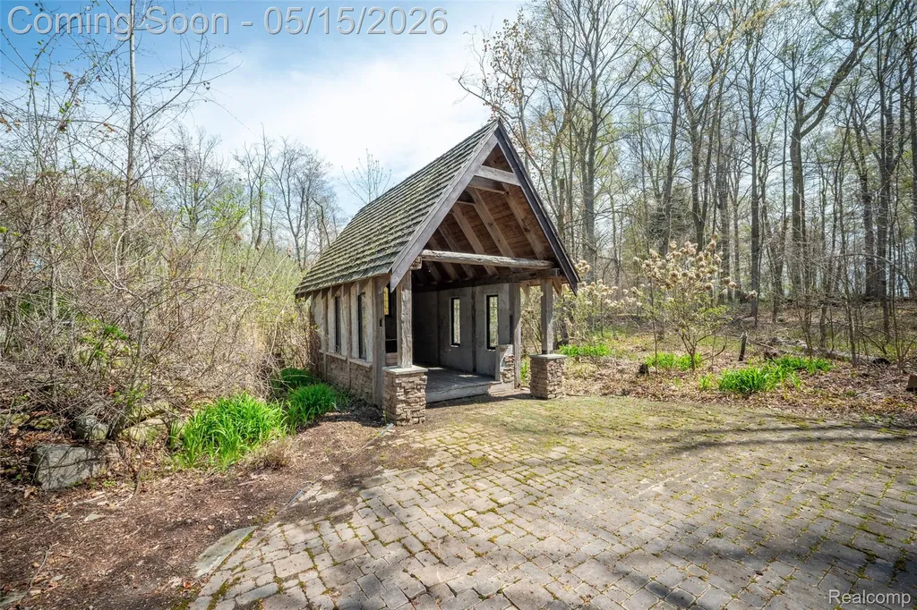 3625 Maple Grove Road Marion Township MI 48427