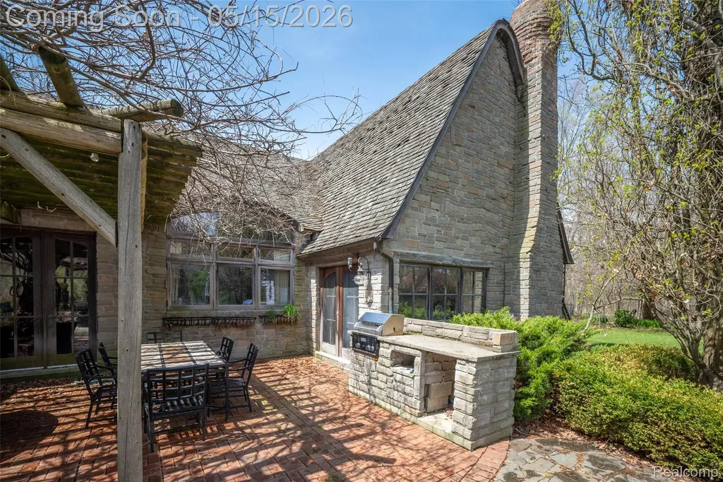 3625 Maple Grove Road Marion Township MI 48427