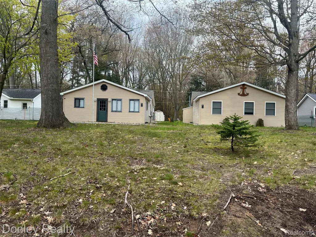 977 Port Austin Road Port Austin Township MI 48467