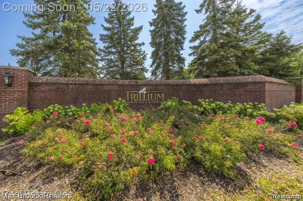 1102 Abigail Court Commerce Charter Township MI 48390