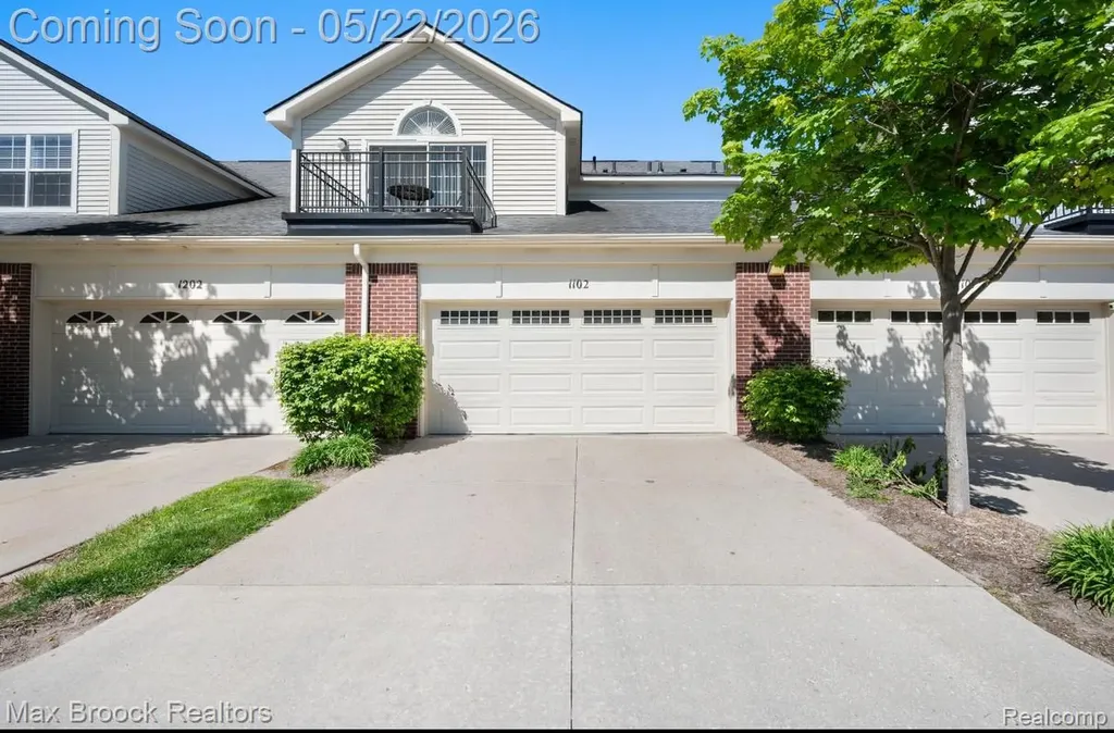 1102 Abigail Court Commerce Charter Township MI 48390