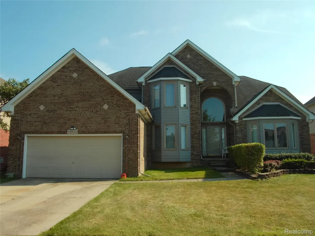 16938 Country Club Drive Macomb Township MI 48042