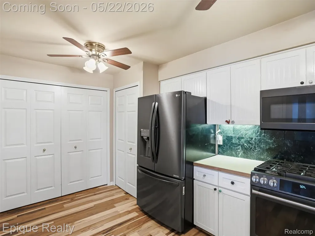 3434 Adams Shore Drive Waterford Charter Township MI 48329