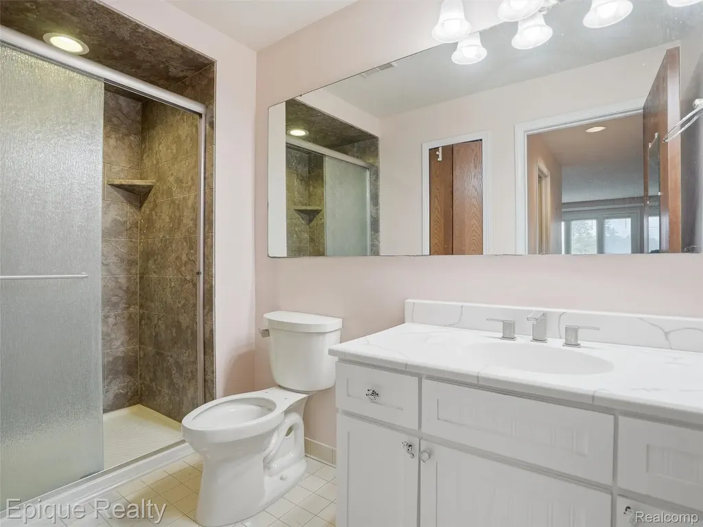 3434 Adams Shore Drive Waterford Charter Township MI 48329