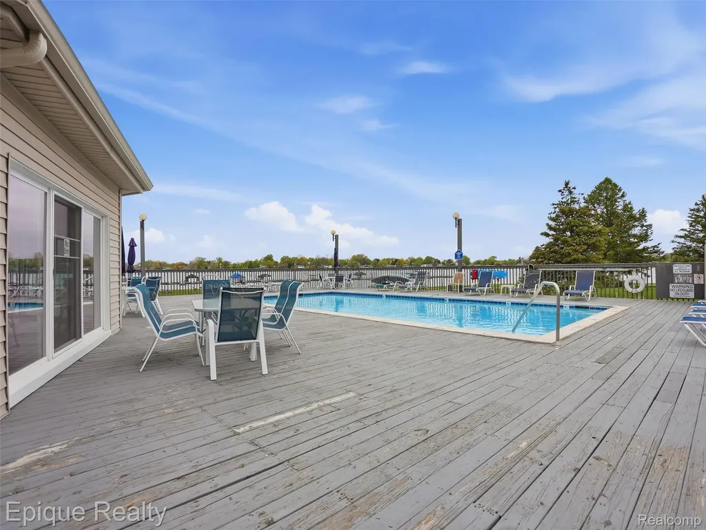 3434 Adams Shore Drive Waterford Charter Township MI 48329