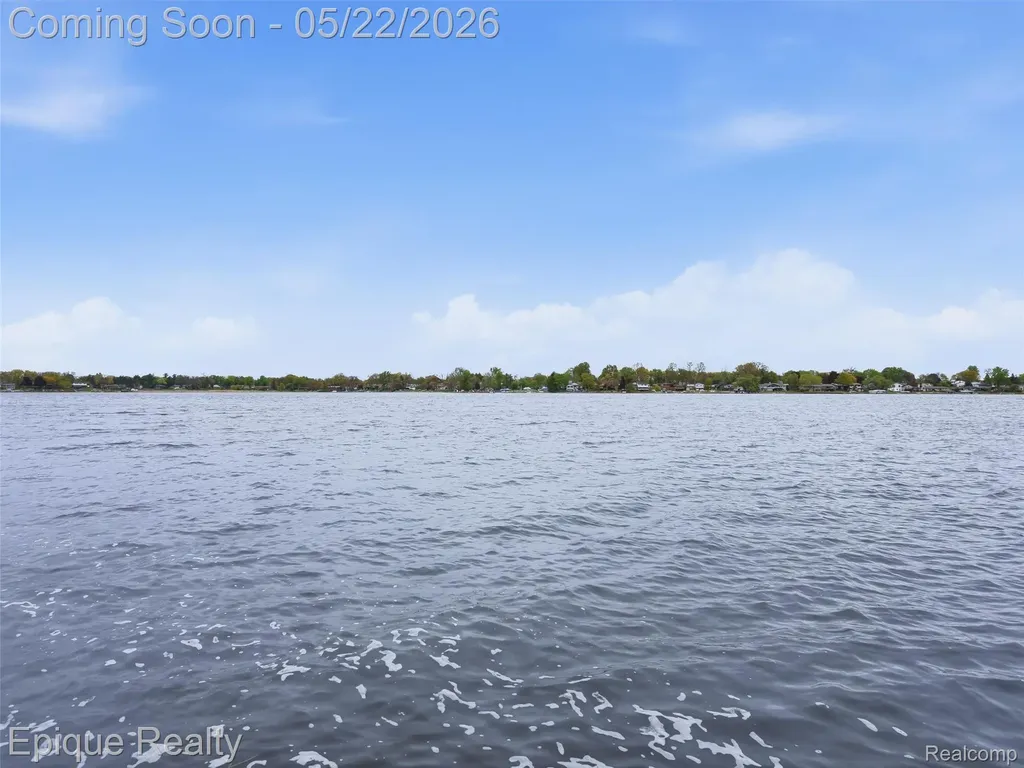 3434 Adams Shore Drive Waterford Charter Township MI 48329