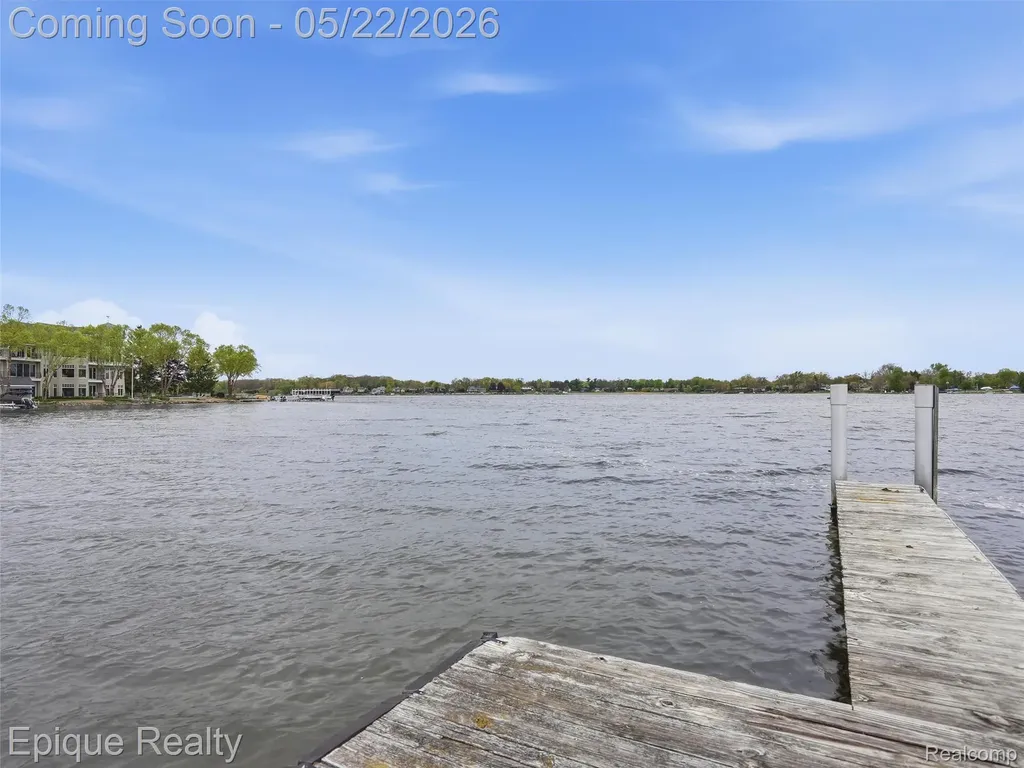 3434 Adams Shore Drive Waterford Charter Township MI 48329