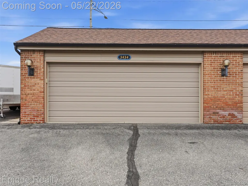 3434 Adams Shore Drive Waterford Charter Township MI 48329