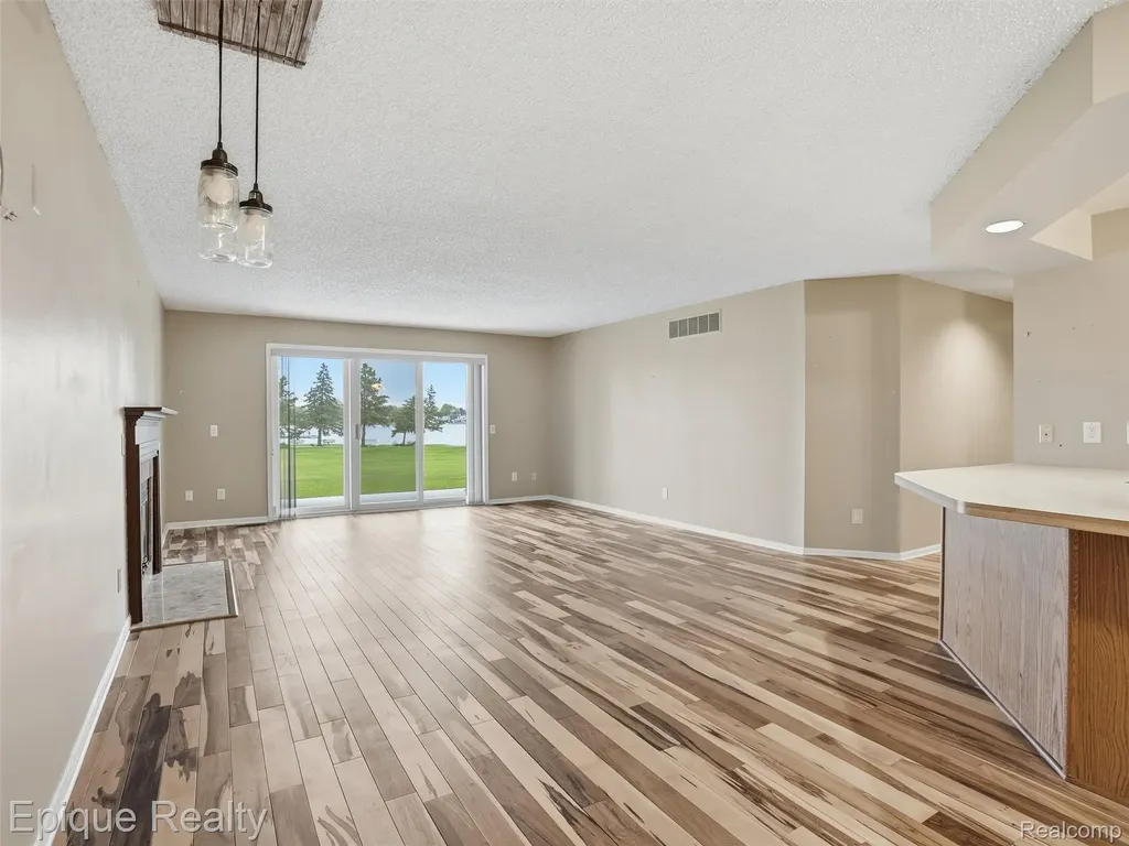 3434 Adams Shore Drive Waterford Charter Township MI 48329