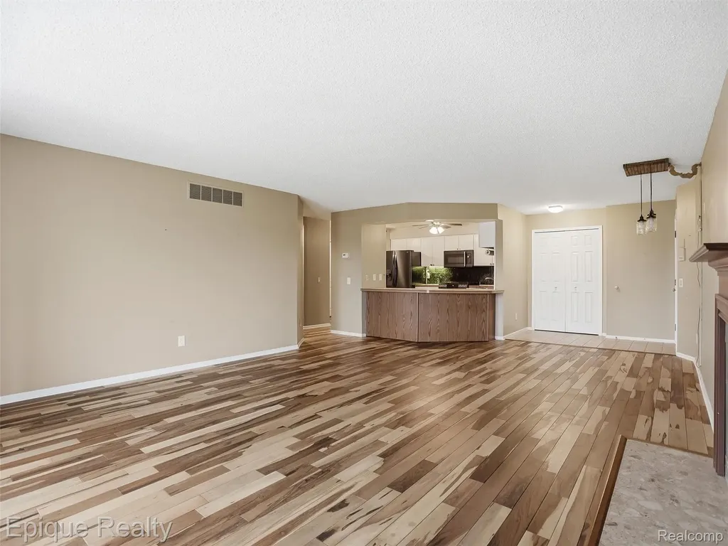 3434 Adams Shore Drive Waterford Charter Township MI 48329