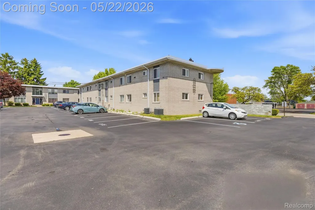 4839 Mansfield Avenue Royal Oak City MI 48073