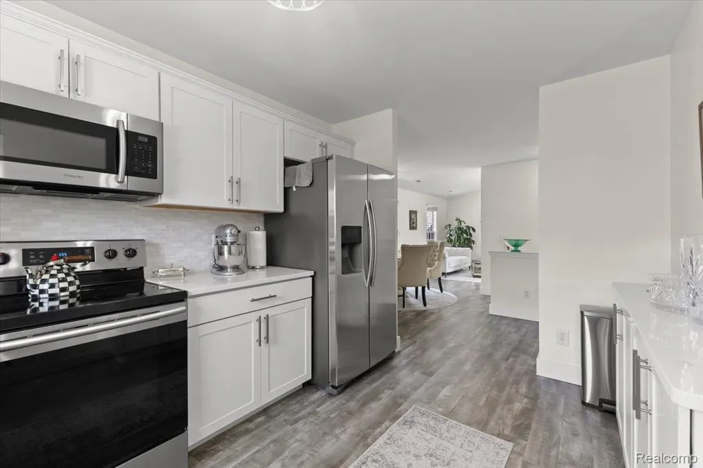 43456 Pendleton Circle Sterling Heights City MI 48313