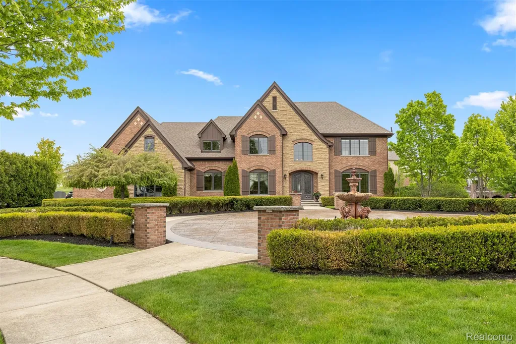 48892 Barola Court Northville City MI 48167