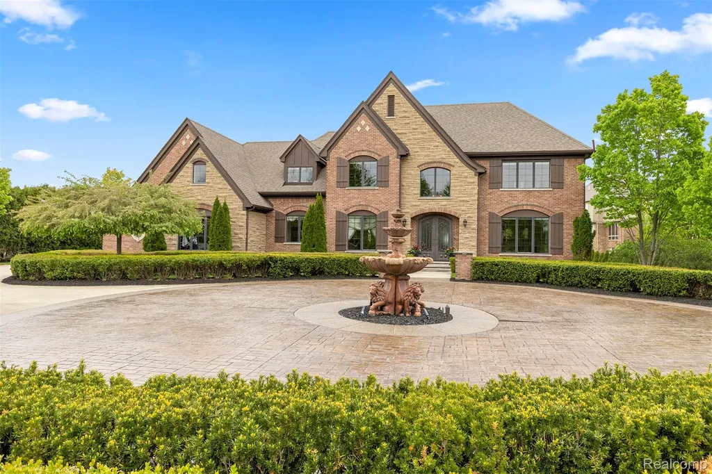 48892 Barola Court Northville City MI 48167