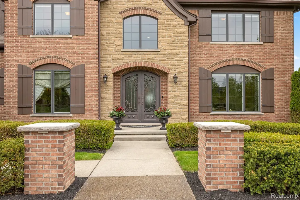48892 Barola Court Northville City MI 48167