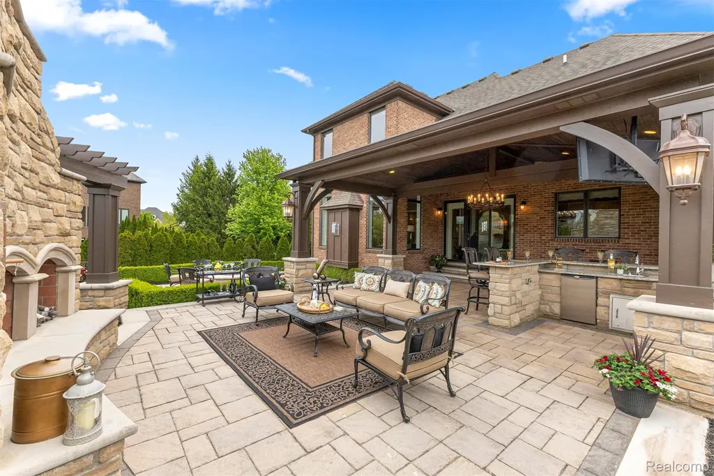 48892 Barola Court Northville City MI 48167